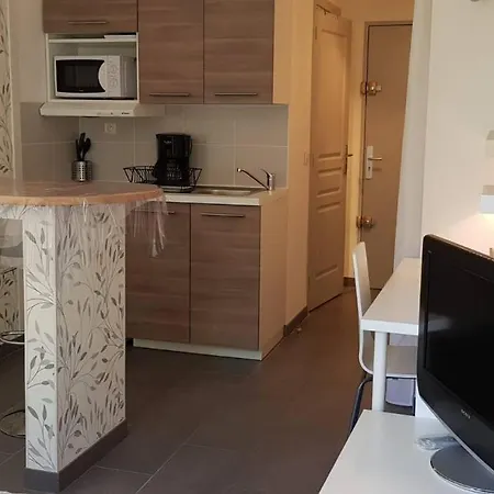 Cosy Flat * Bussy-Saint-Georges